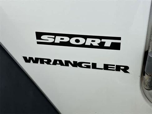 Used 2017 Jeep Wrangler Sport image 23