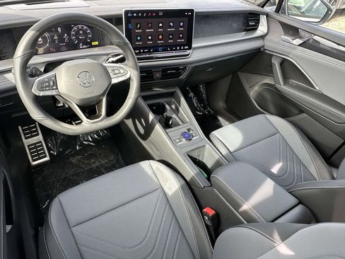 New 2026 Volkswagen Tiguan SE R-Line AWD/4WD image 10