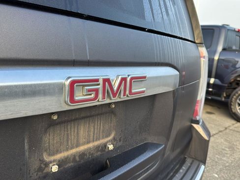 Used 2018 GMC Yukon XL Denali w/ Denali Ultimate Package image 9