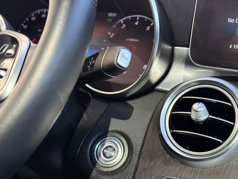 Used 2022 Mercedes-Benz GLC 300 4MATIC w/ AMG Line image 31