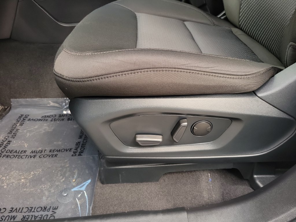 Used 2024 Ford Explorer XLT RWD image 14