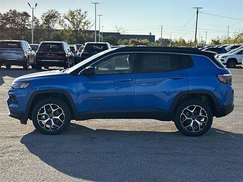 New 2026 Jeep Compass Limited image 4