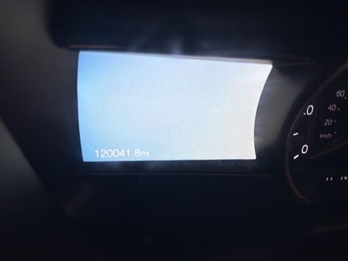 Used 2019 Ford Explorer Limited w/ Class III Trailer Tow Package image 9