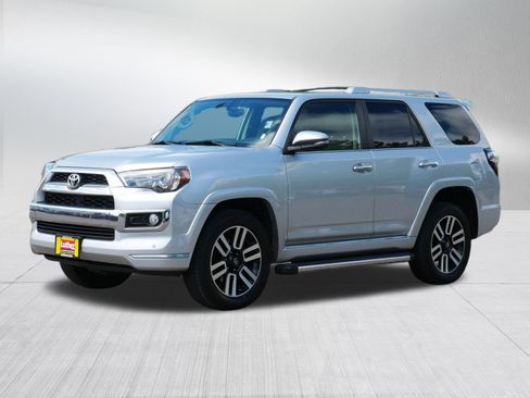 Used 2018 Toyota 4Runner Limited AWD/4WD image 3