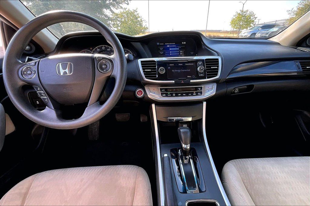 Used 2013 Honda Accord EX image 17