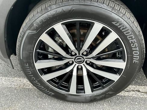 Certified 2024 Nissan Pathfinder Platinum w/ Cargo Package image 10