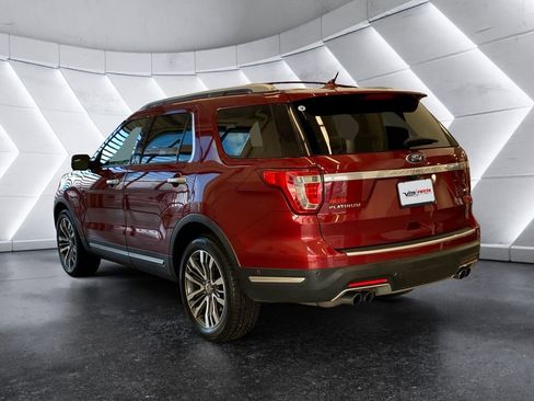 Used 2019 Ford Explorer Platinum image 6