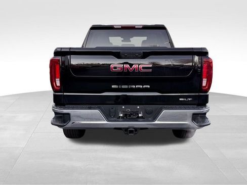 Used 2025 GMC Sierra 1500 SLT image 4