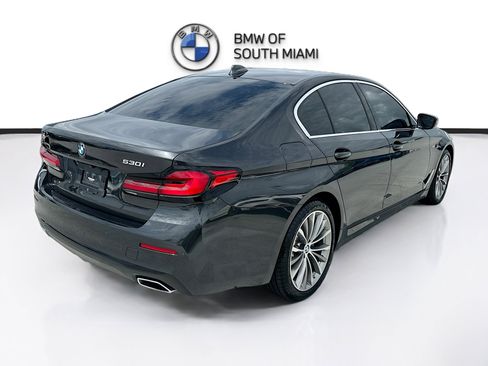 Used 2022 BMW 530i w/ M Sport Package RWD image 7