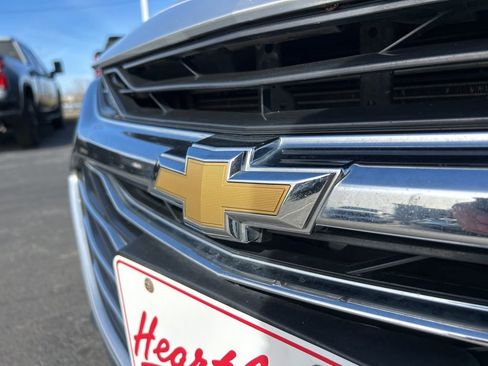 Used 2022 Chevrolet Malibu LT image 10