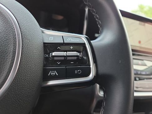 Used 2023 Kia Sorento S w/ Panoramic Sunroof Package AWD/4WD image 15
