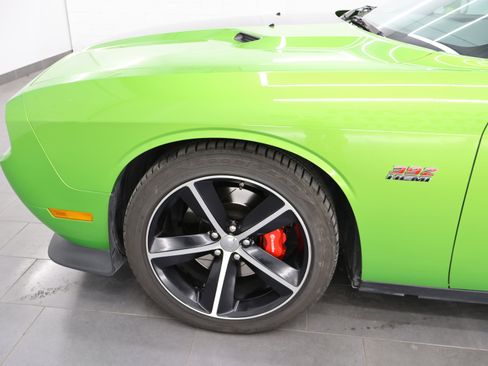 Used 2011 Dodge Challenger SRT8 w/ Green w/Envy Group image 34