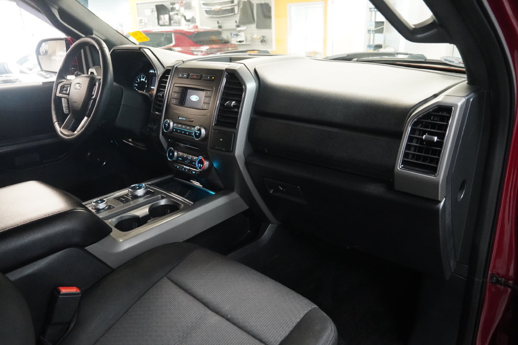 Used 2018 Ford Expedition Max XLT AWD/4WD image 11