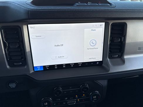 New 2025 Ford Bronco Outer Banks image 9