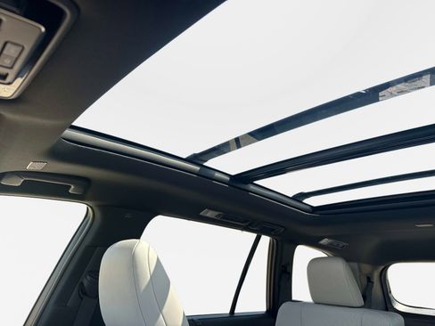 New 2026 Lexus TX 350 AWD image 21