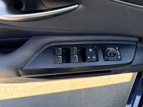 Used 2021 Lexus ES 300h w/ Accessory Package FWD image 23