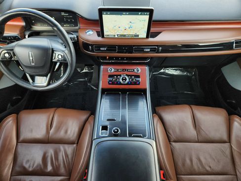 Used 2022 Lincoln Aviator Reserve w/ Equipment Group 201A image 27