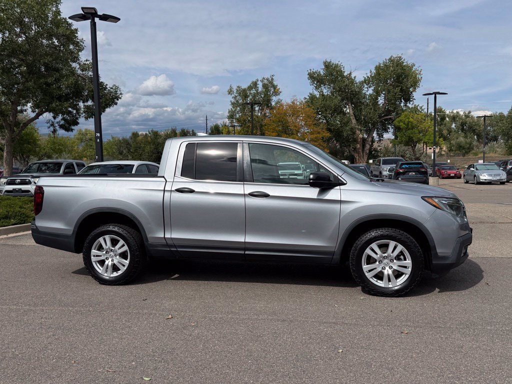 Used 2017 Honda Ridgeline RT image 3