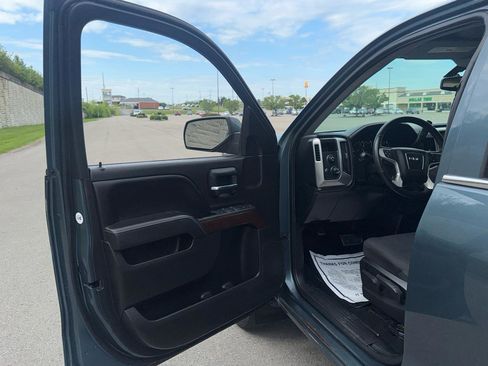 Used 2014 GMC Sierra 1500 SLE w/ Suspension Package, Off-Road image 13