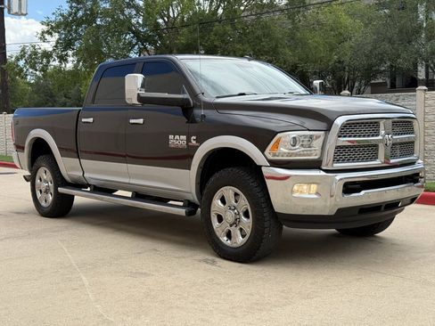 Used 2017 RAM 2500 Laramie AWD/4WD image 5
