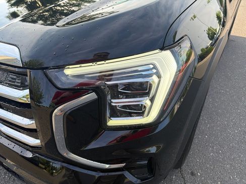 Used 2025 GMC Terrain Elevation AWD/4WD image 11
