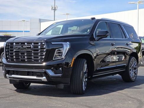 New 2026 GMC Yukon Denali Ultimate AWD/4WD image 24