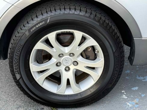 Used 2009 Hyundai Veracruz GLS image 18