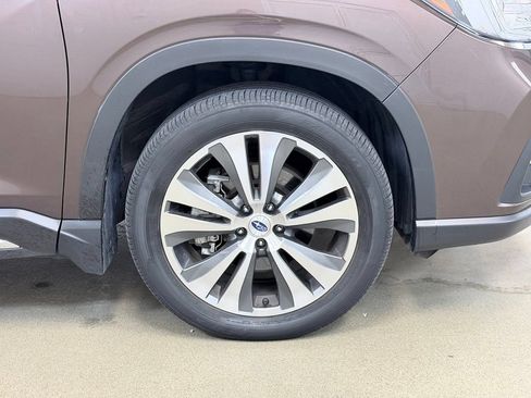 Used 2020 Subaru Ascent Limited w/ Technology Package AWD/4WD image 4