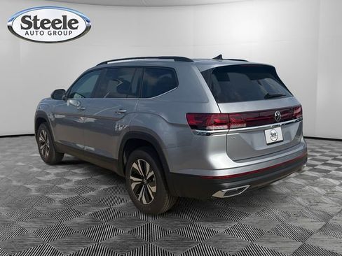 New 2026 Volkswagen Atlas SE image 3