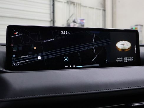 Used 2023 Genesis G80 2.5T image 21