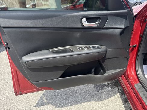 Used 2018 Kia Optima S w/ Panoramic Sunroof Package FWD image 16