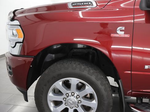 Used 2024 RAM 2500 Laramie AWD/4WD image 35
