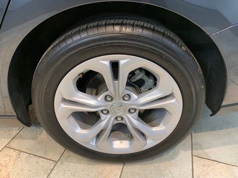 Used 2025 Honda Accord LX image 12
