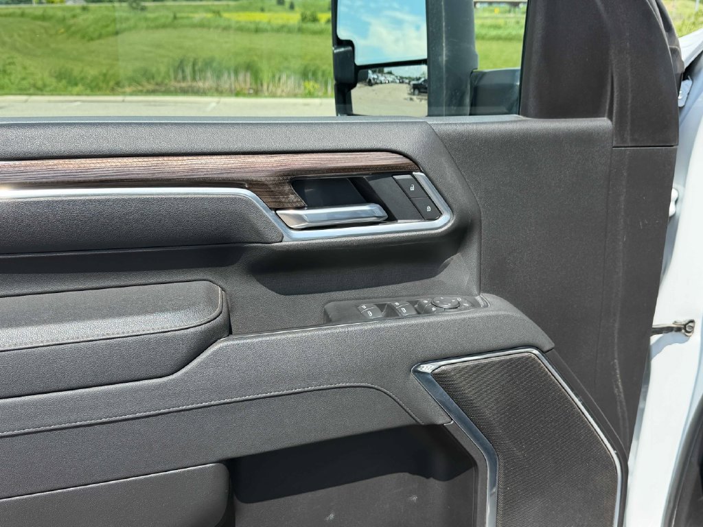 Used 2025 Chevrolet Silverado 3500 LT w/ All Star Edition AWD/4WD image 27