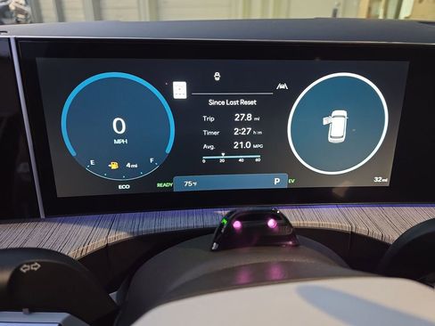 New 2025 Hyundai Santa Fe Calligraphy image 29