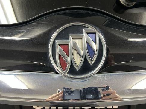 Certified 2023 Buick Enclave Essence AWD/4WD image 30