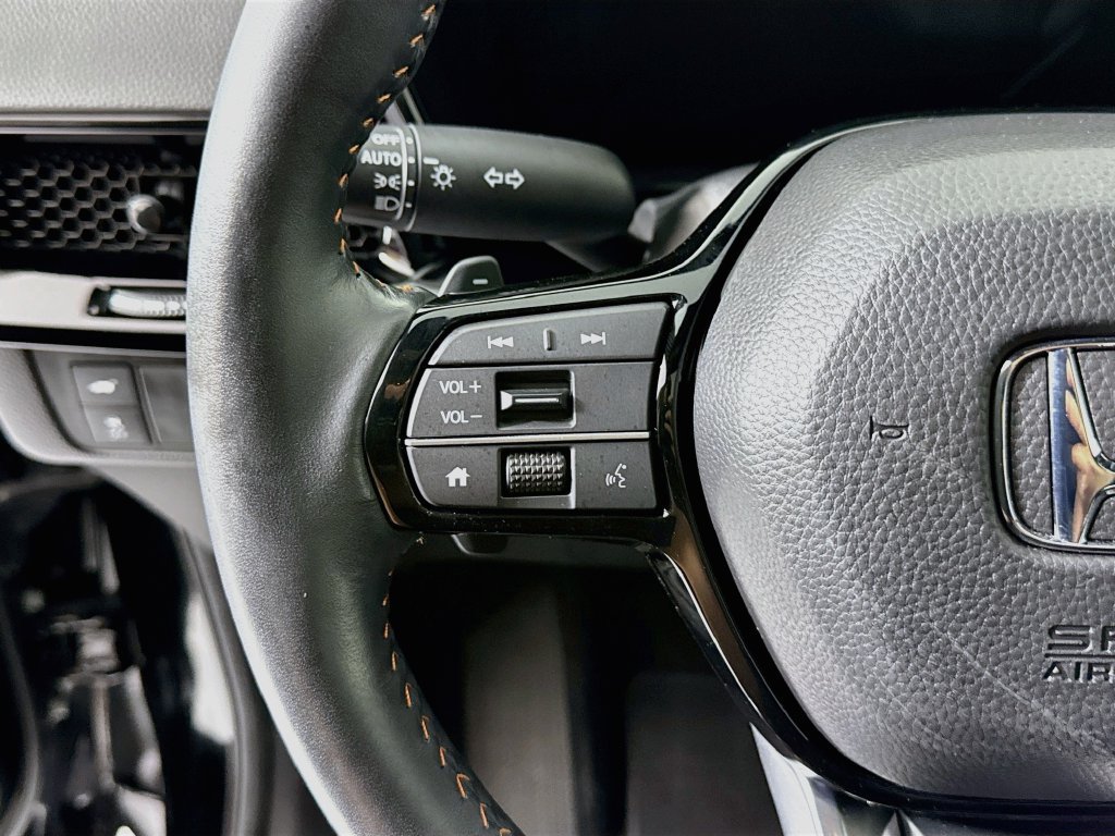 Used 2024 Honda CR-V Sport Touring image 11