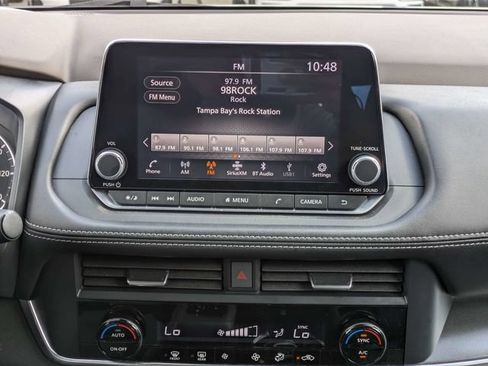 Used 2023 Nissan Rogue SV FWD image 19