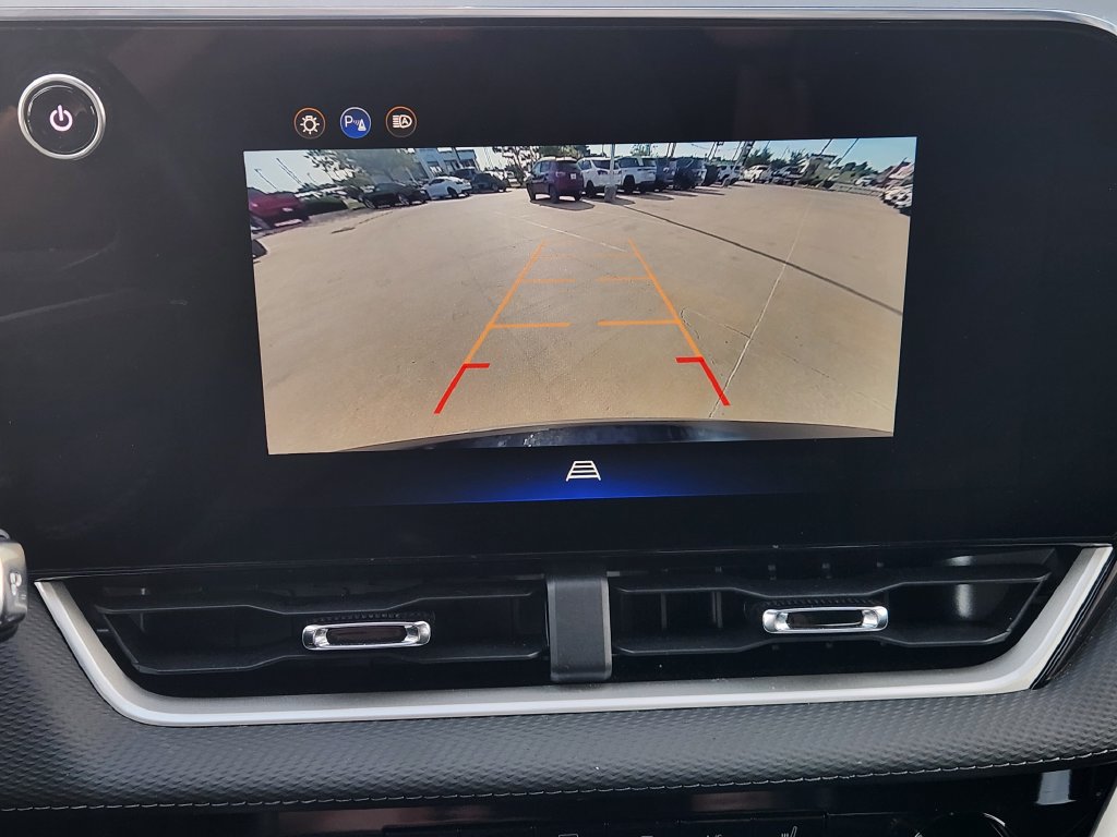 Used 2026 Chevrolet Equinox LT AWD/4WD image 18