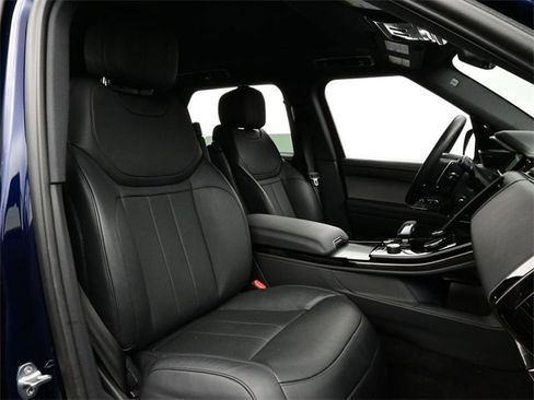 Used 2023 Land Rover Range Rover Sport SE Dynamic image 17