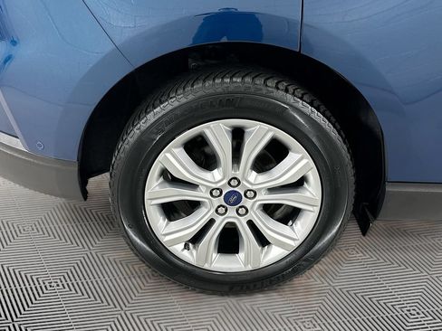 Used 2020 Ford Edge Titanium w/ Equipment Group 301A AWD/4WD image 30