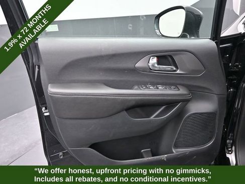 New 2026 Chrysler Voyager LX image 12