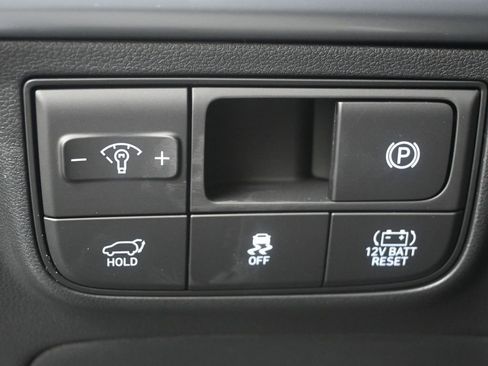 Certified 2025 Hyundai Tucson SEL AWD/4WD image 32
