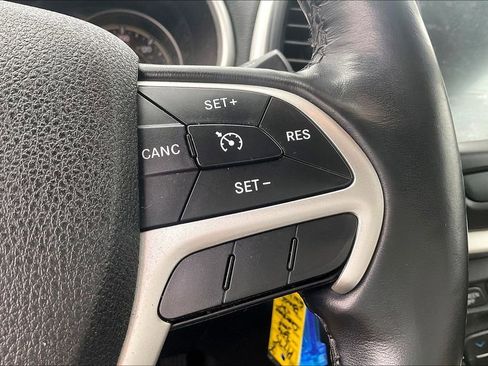 Used 2016 Jeep Cherokee Latitude w/ Safety/Convenience Group image 15