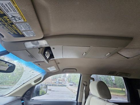 Used 2008 Toyota Sequoia SR5 AWD/4WD image 24