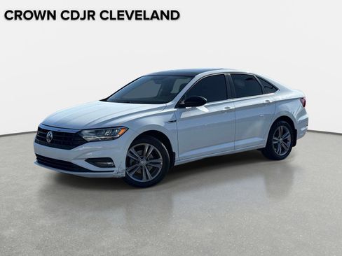 Used 2019 Volkswagen Jetta R-Line image 1