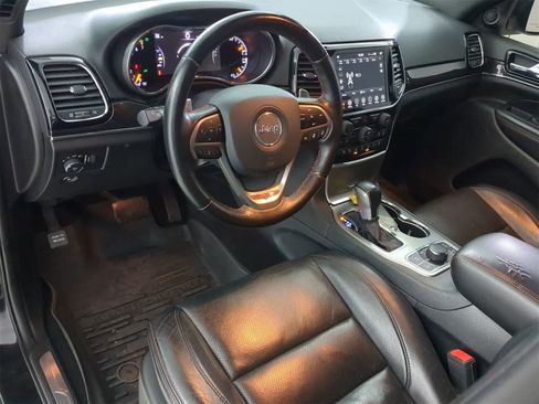 Used 2020 Jeep Grand Cherokee Trailhawk w/ Trailhawk Luxury Group image 2