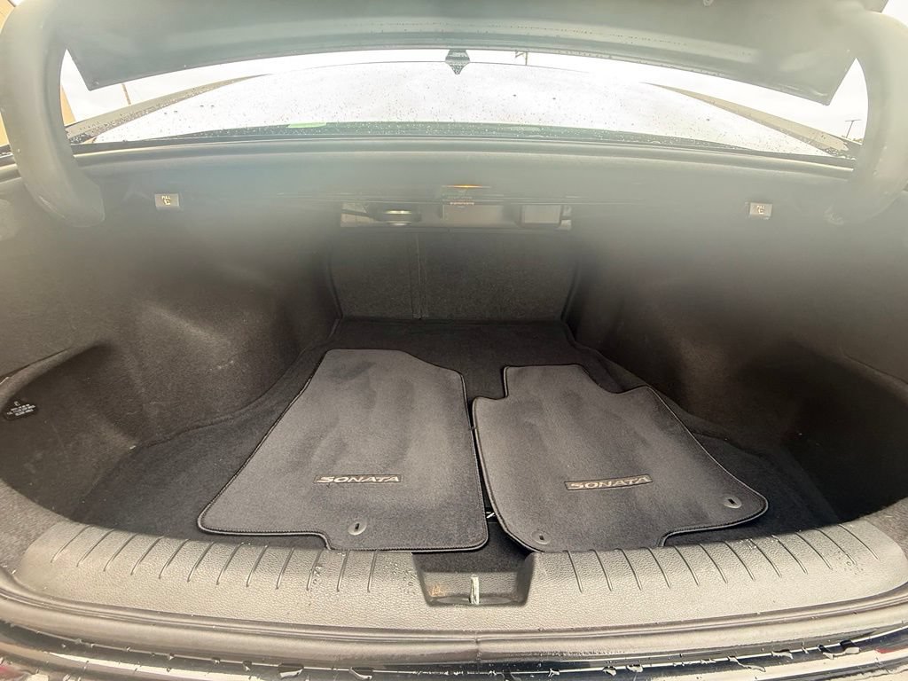Used 2015 Hyundai Sonata FWD image 17