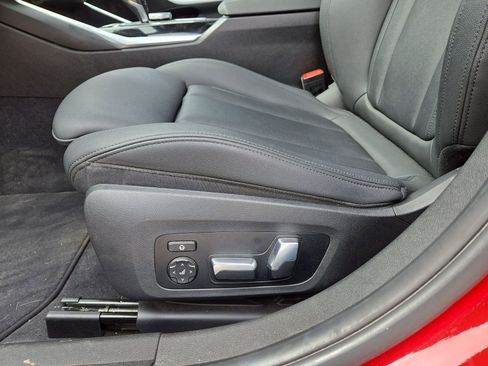 Used 2019 BMW 330i Sedan w/ Premium Package image 17