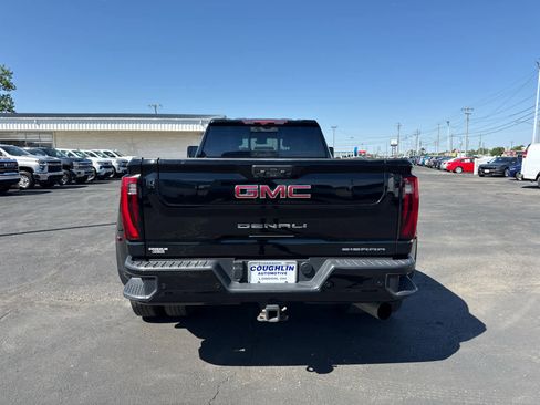 Certified 2025 GMC Sierra 3500 Denali w/ Denali Reserve Package AWD/4WD image 4